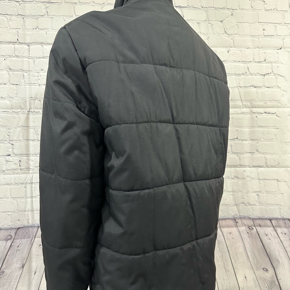 Guess Puffer Jacket - Picture 5 of 7